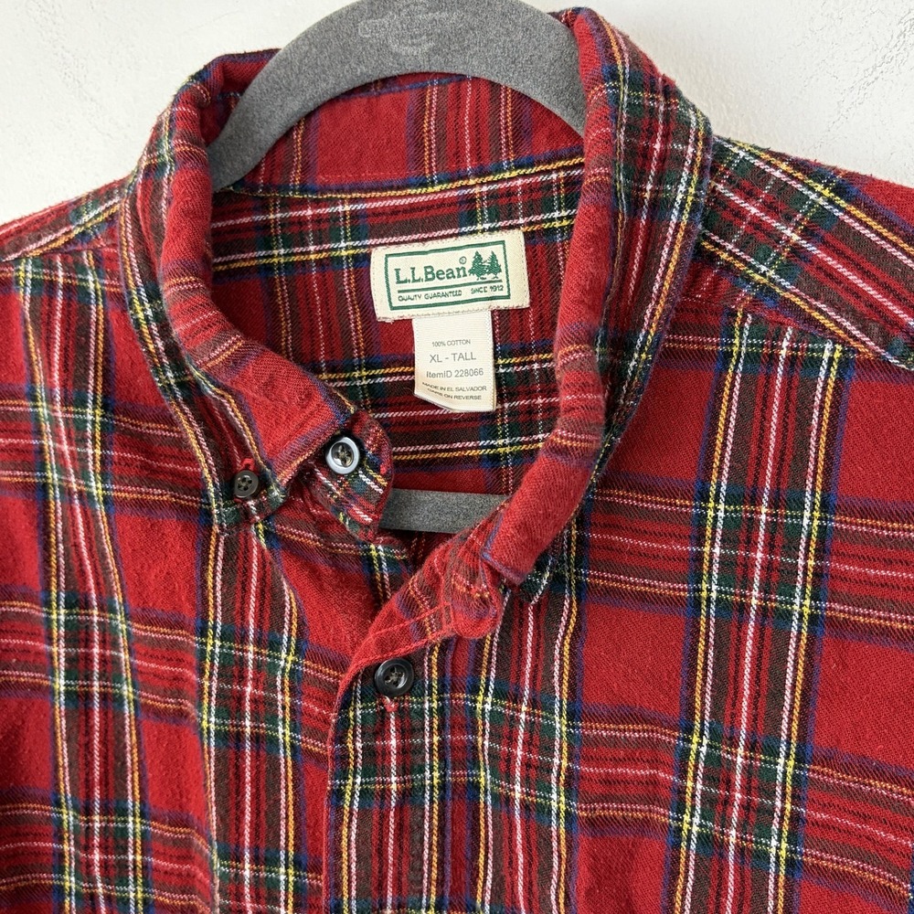 LL Bean Shirt Mens XLT Red Plaid Flannel Button Down Long Sleeve‎ Cotton